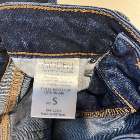 Like new denim shorts - Picture 4 of 4